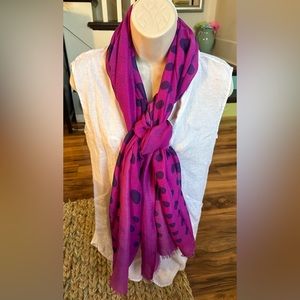 Scarf with Fringed Ends Very Cute! New never worn.